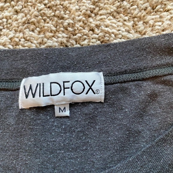 WildFox Sweatshirt size medium - Picture 3 of 5